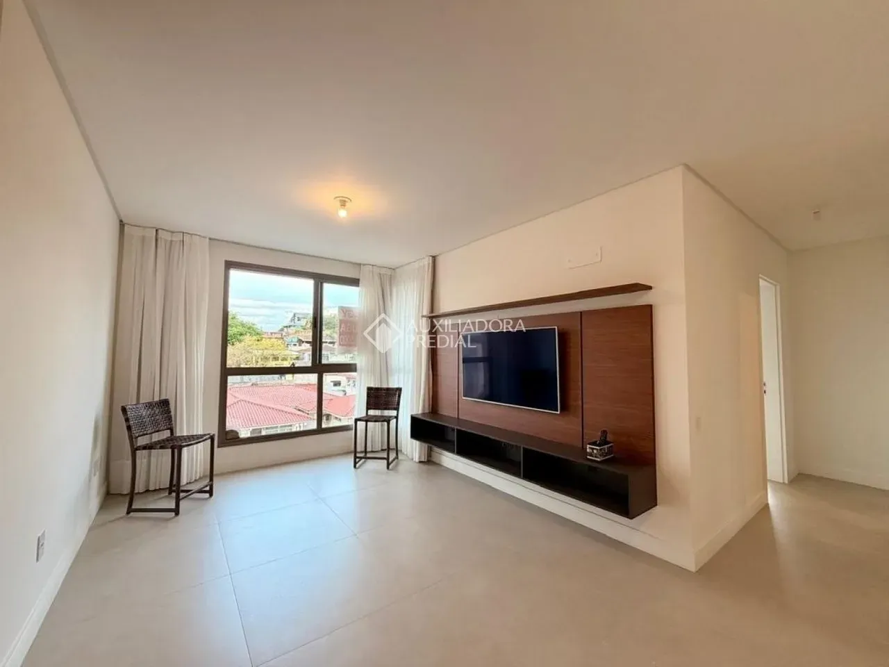 Apartamento amueblado con 2 dormitorios y 2 baños — photo 9