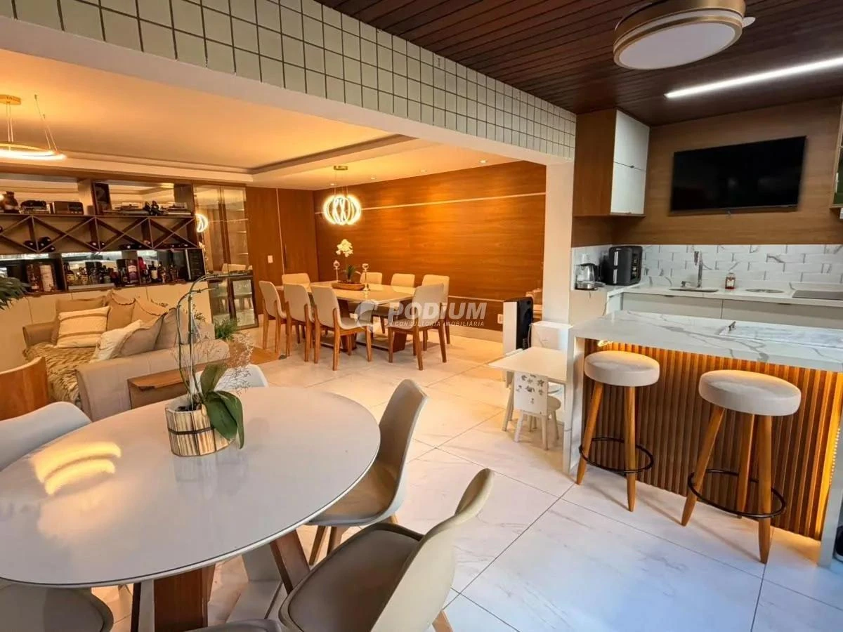 Ванна та 4 спальні: квартира 150 м² — photo 6