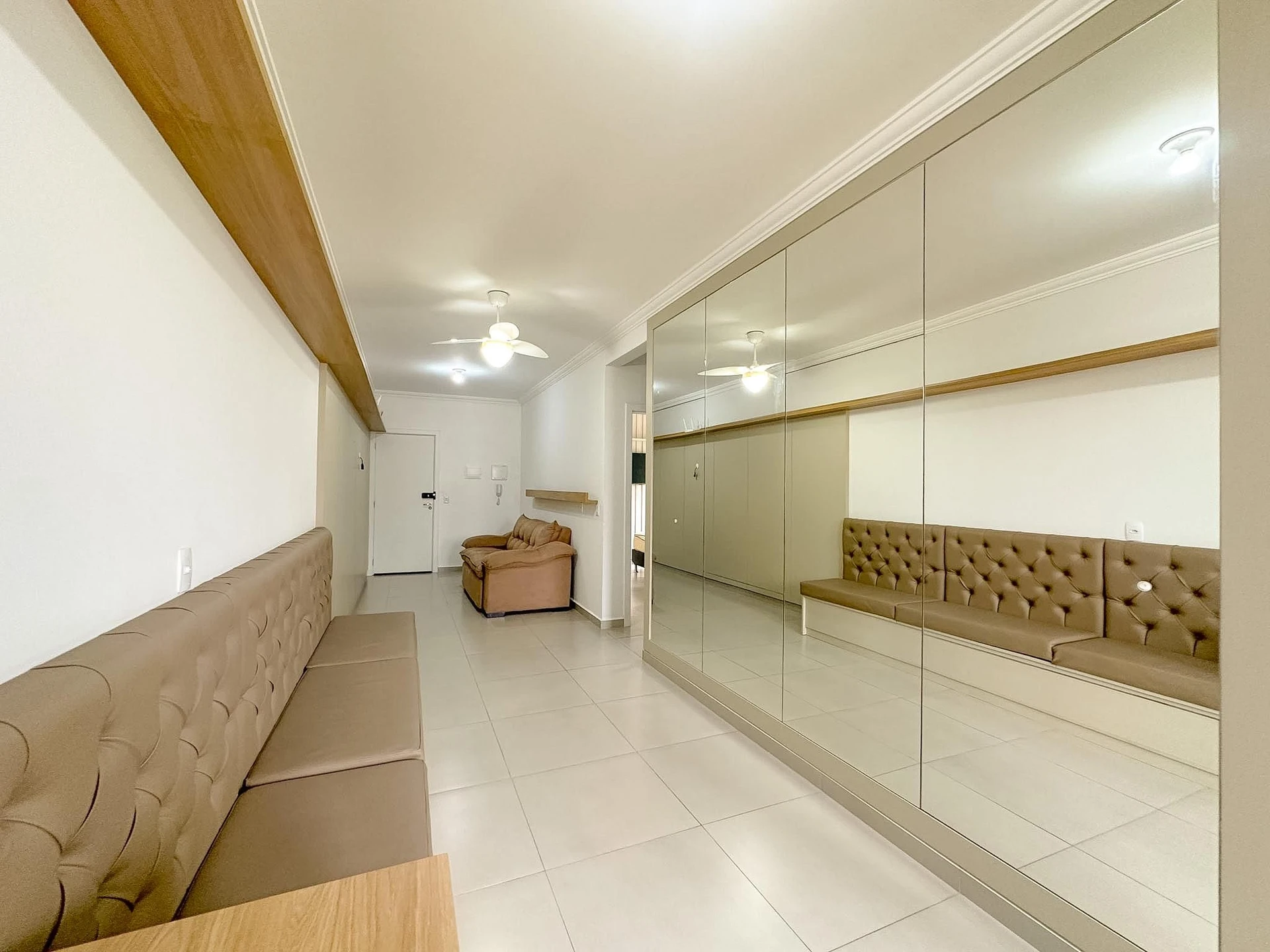 2-bedroom apartment, 1 with its own bathroom, 60 m² — photo 9