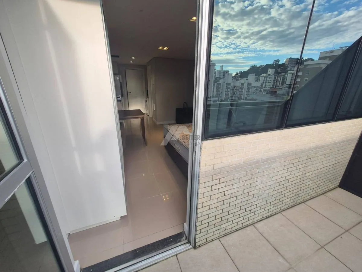 Квартира с 1 спальней 31,37 м² и окнами до потолка