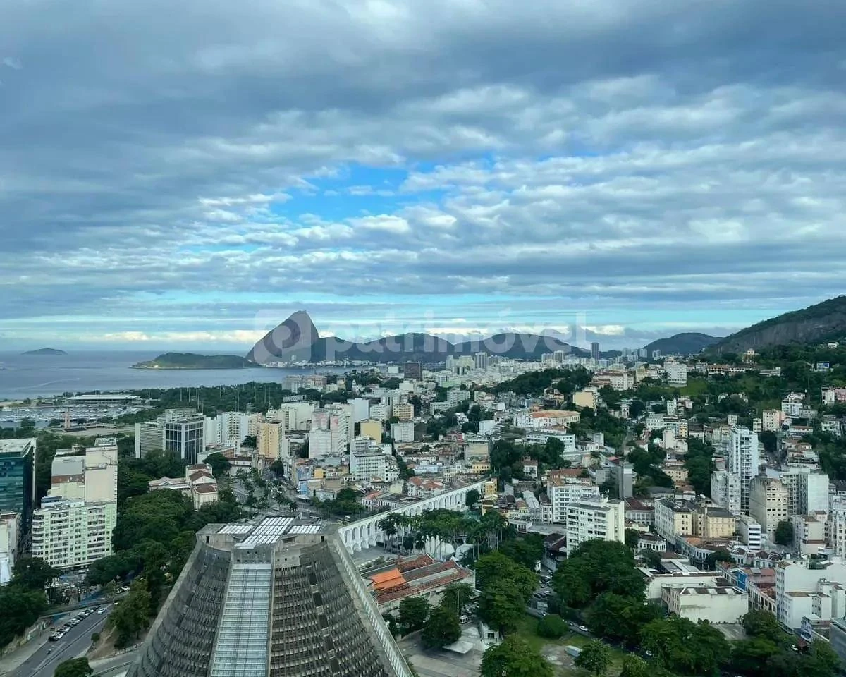 Apartamento sem mobília com 15 banheiros e janelas do chão — photo 4