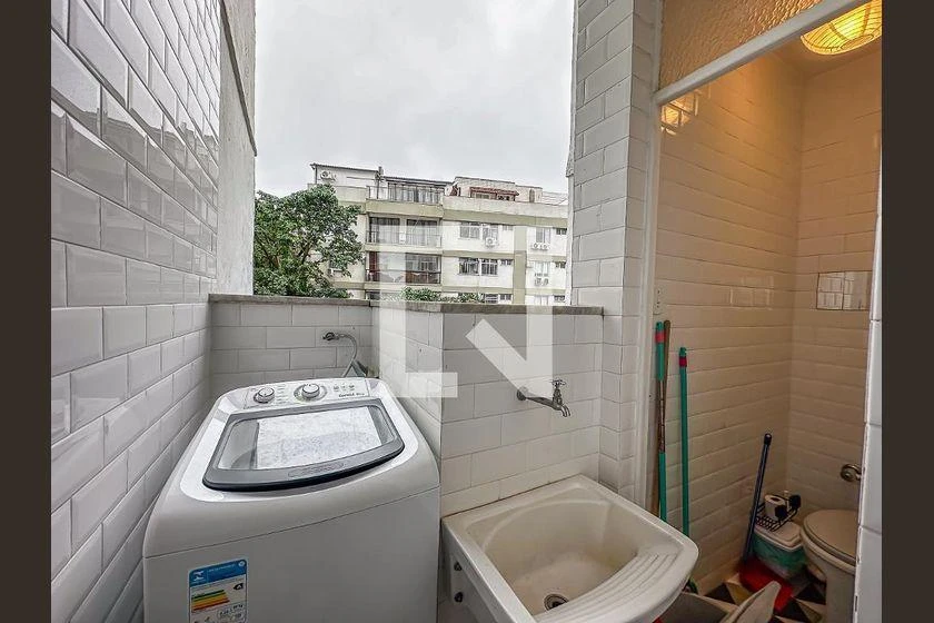 57 m² apartment with 2 bedrooms and a balcony — photo 39