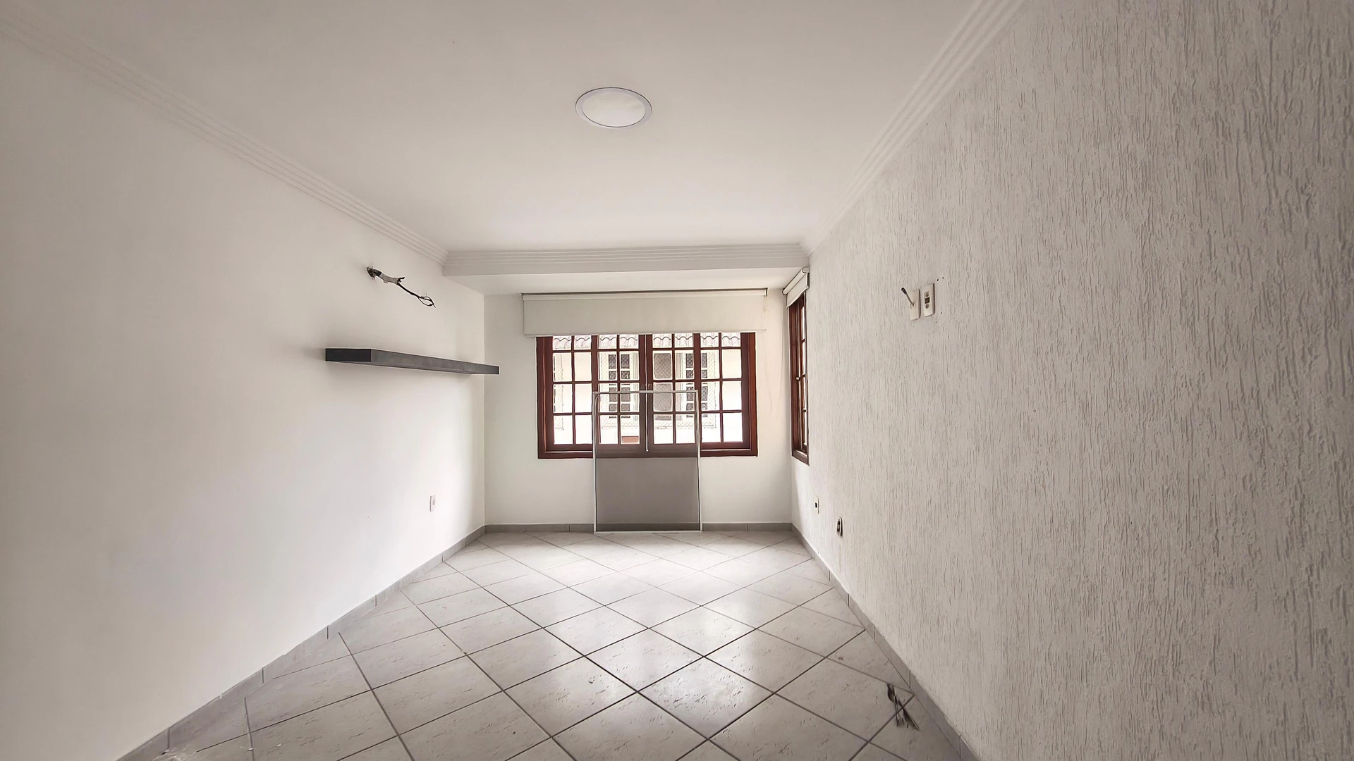 3-bedroom house with a walk-in closet in Rio de Janeiro — photo 49