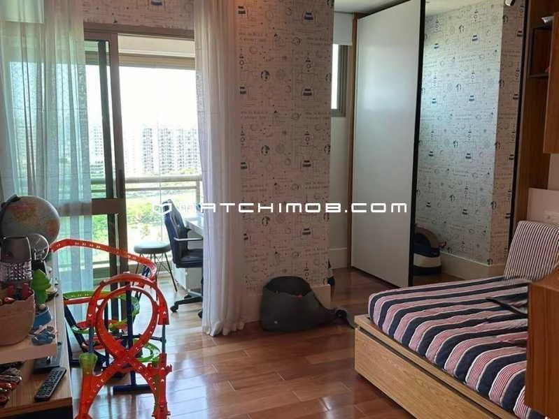4-bedroom apartment with a bathtub in Rio de Janeiro — photo 5