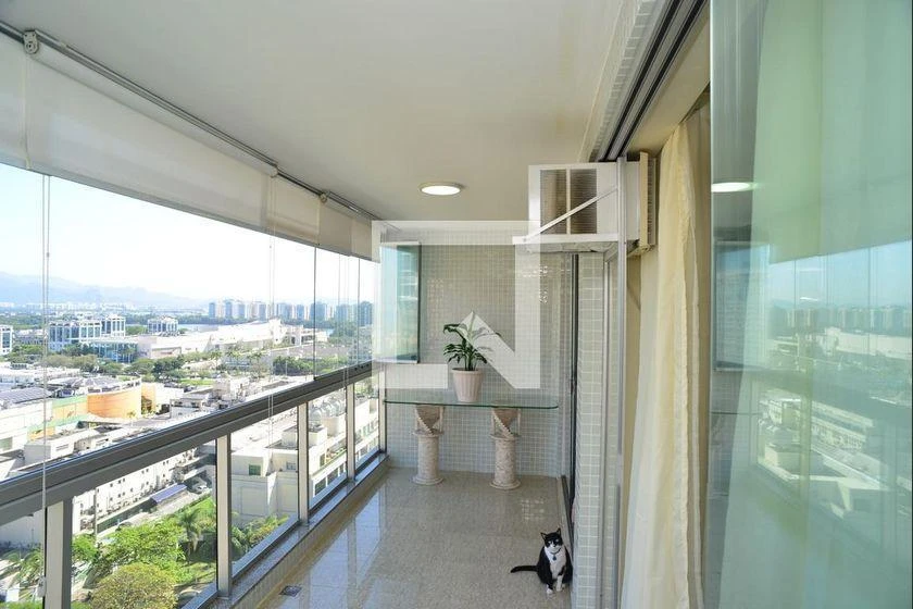 2-bedroom apartment with an en-suite bathroom — photo 4