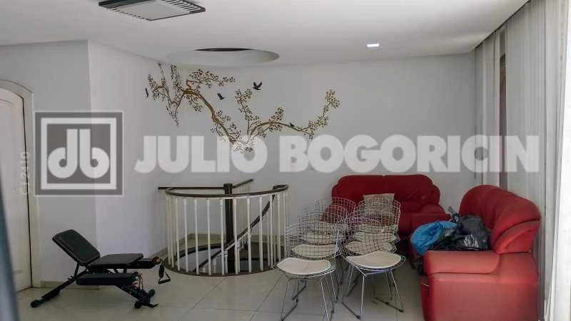 Duplex penthouse with 7 bedrooms and 3 parking spaces — photo 14