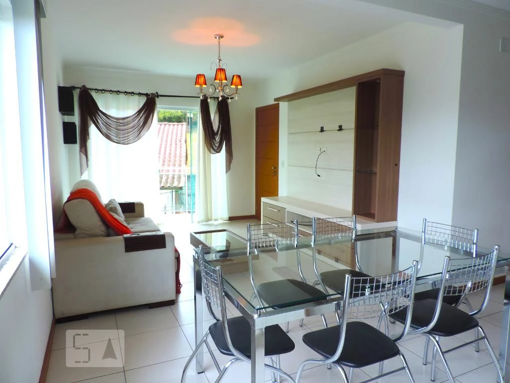 Furnished 2-bedroom apartment with 1 bathroom — photo 7