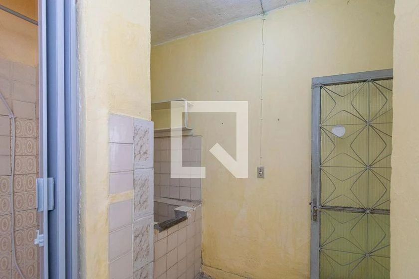 Casa para aluguel com 52 m², 2 quartos e varanda — photo 3