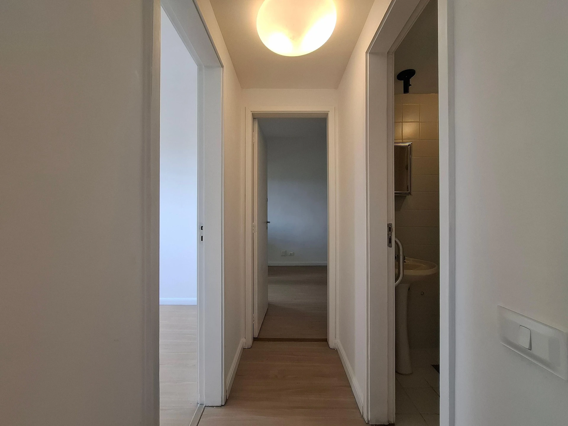 2 quartos e janelas do piso ao teto: apartamento de 75 m² — photo 6