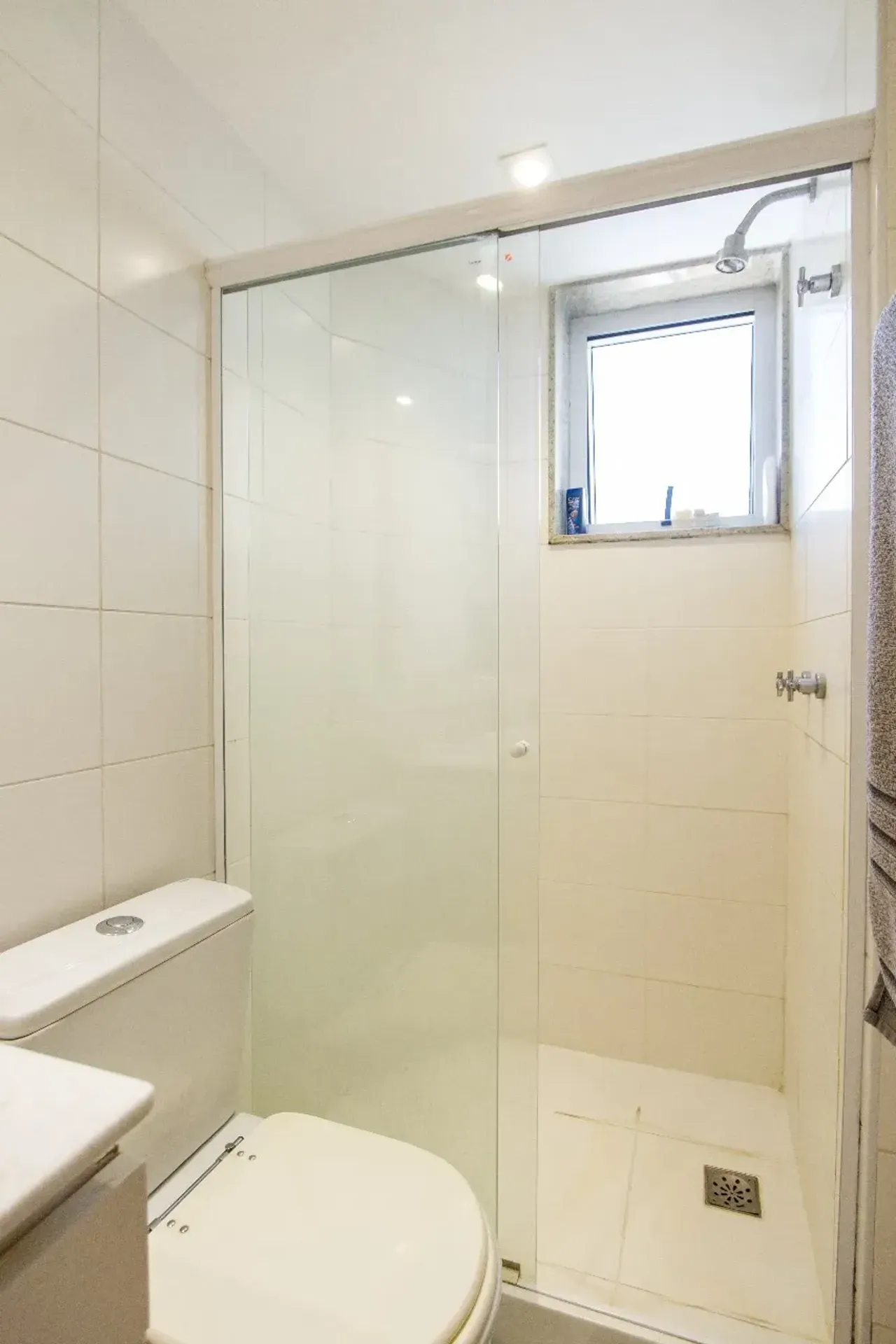 Furnished 100 m² apartment with a bedroom en-suite — photo 31