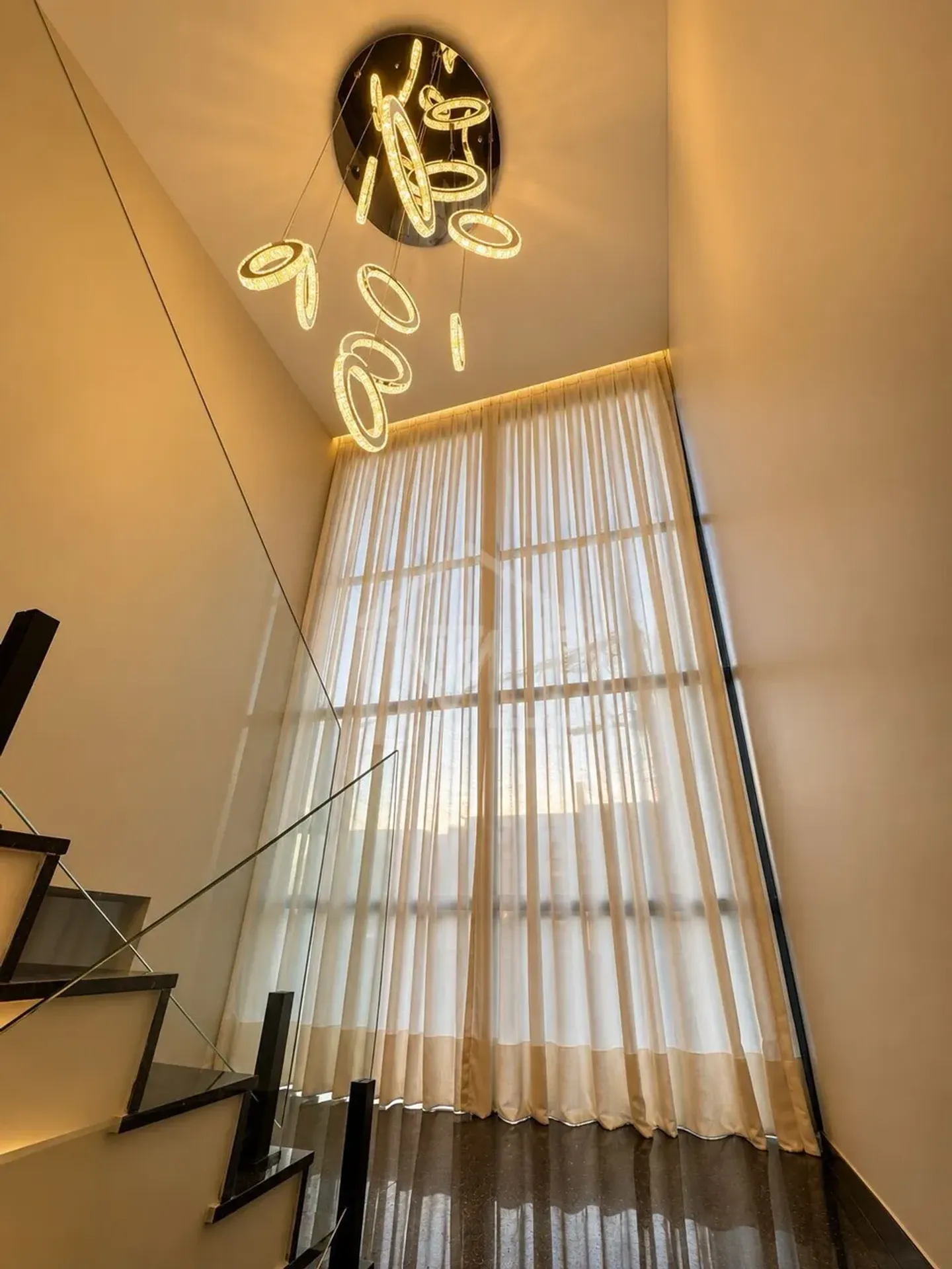 Casa mobiliada com 4 suítes e piscina, 420 m² — photo 8