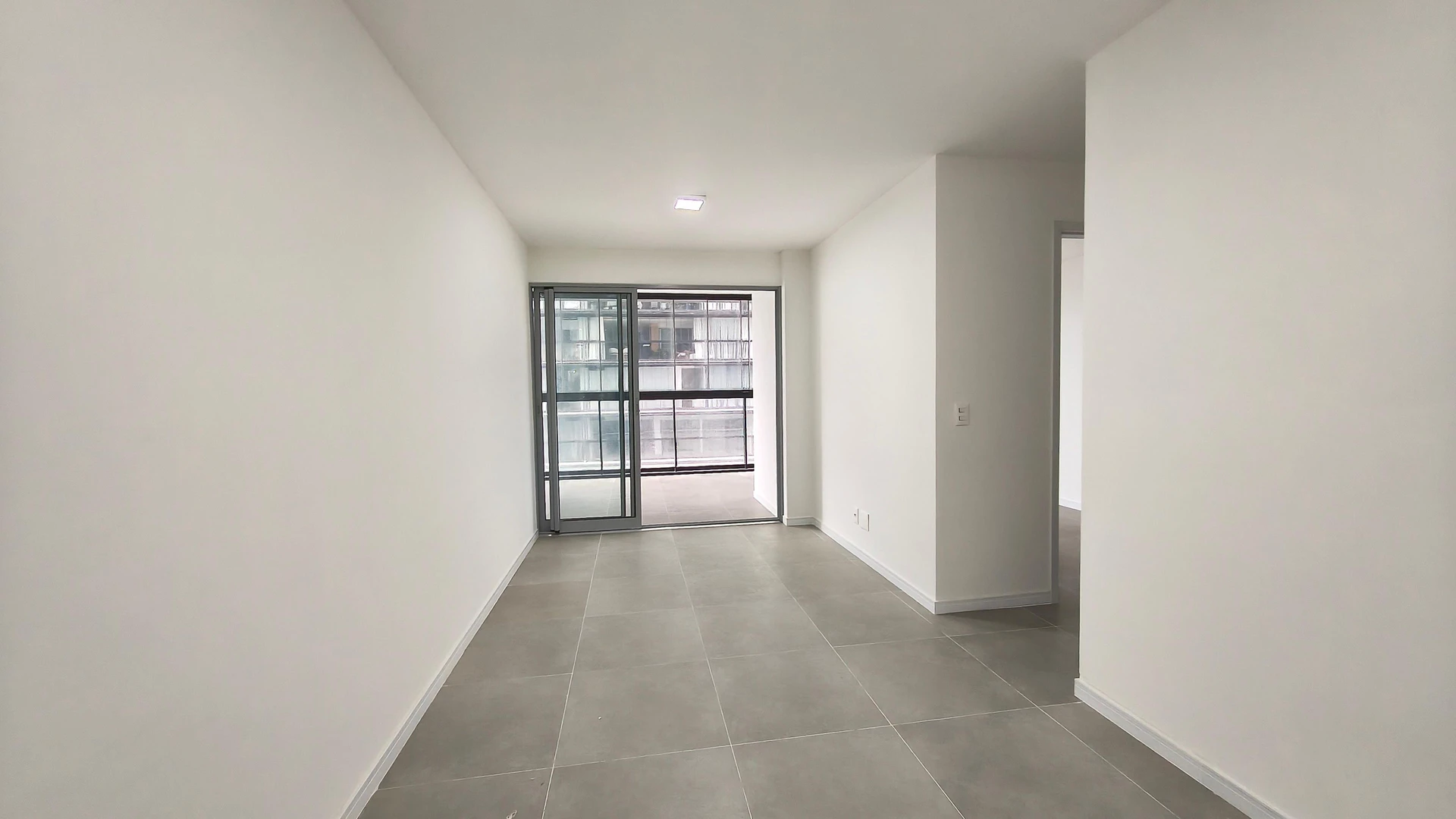 Apartamento com 2 quartos e varanda envidraçada — photo 18