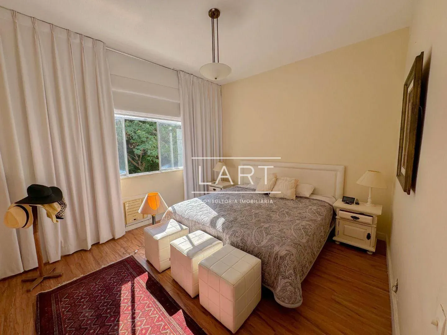 Apartamento de 210 m² com 4 dormitórios e varanda — photo 22
