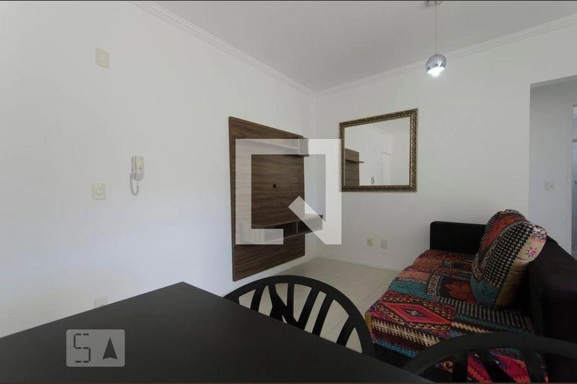 2-bedroom apartment with a mountain view in Florianópolis — photo 16