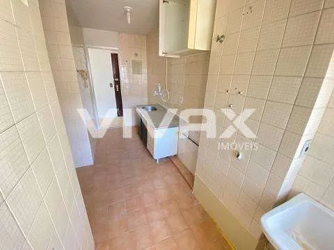 3-bedroom apartment with a washing machine — photo 11