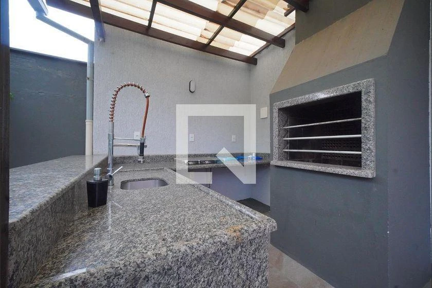 Home office in a 4-bedroom house, 150 m² — photo 8