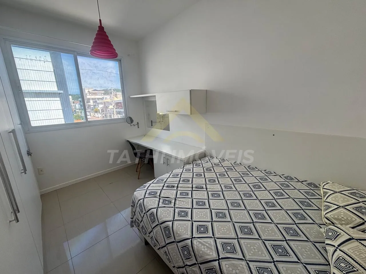 Apartamento amueblado de 114 m² con rincón de trabajo — photo 8