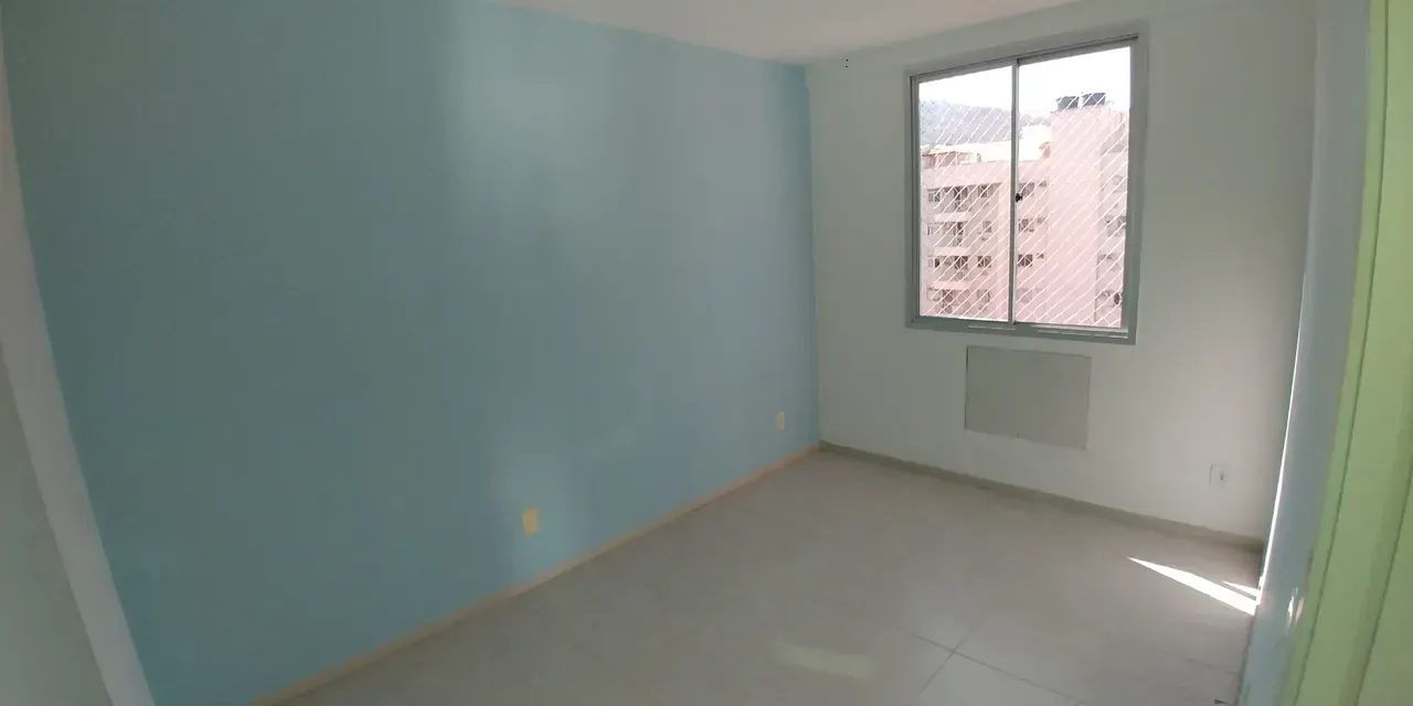 Unfurnished apartment with 3 bedrooms and 2 bathrooms — photo 14