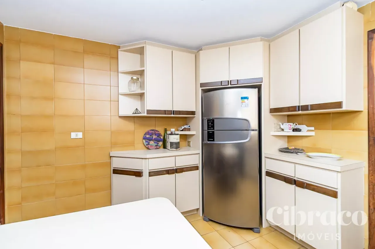 Apartamento sem mobília com 4 quartos e 371 m² — photo 11