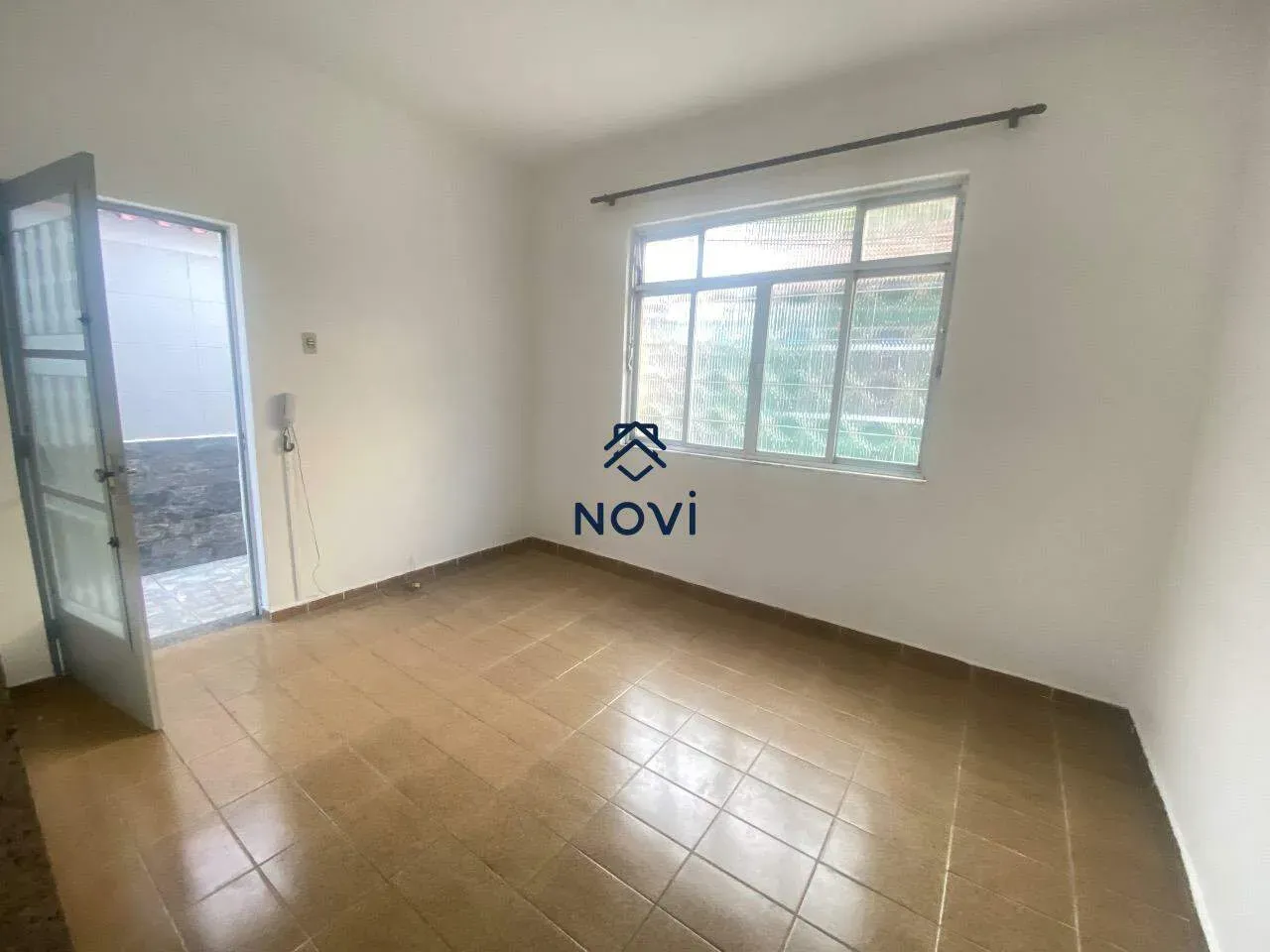 Casa de 2 dormitorios y 1 baño, sin aparcamiento — photo 8