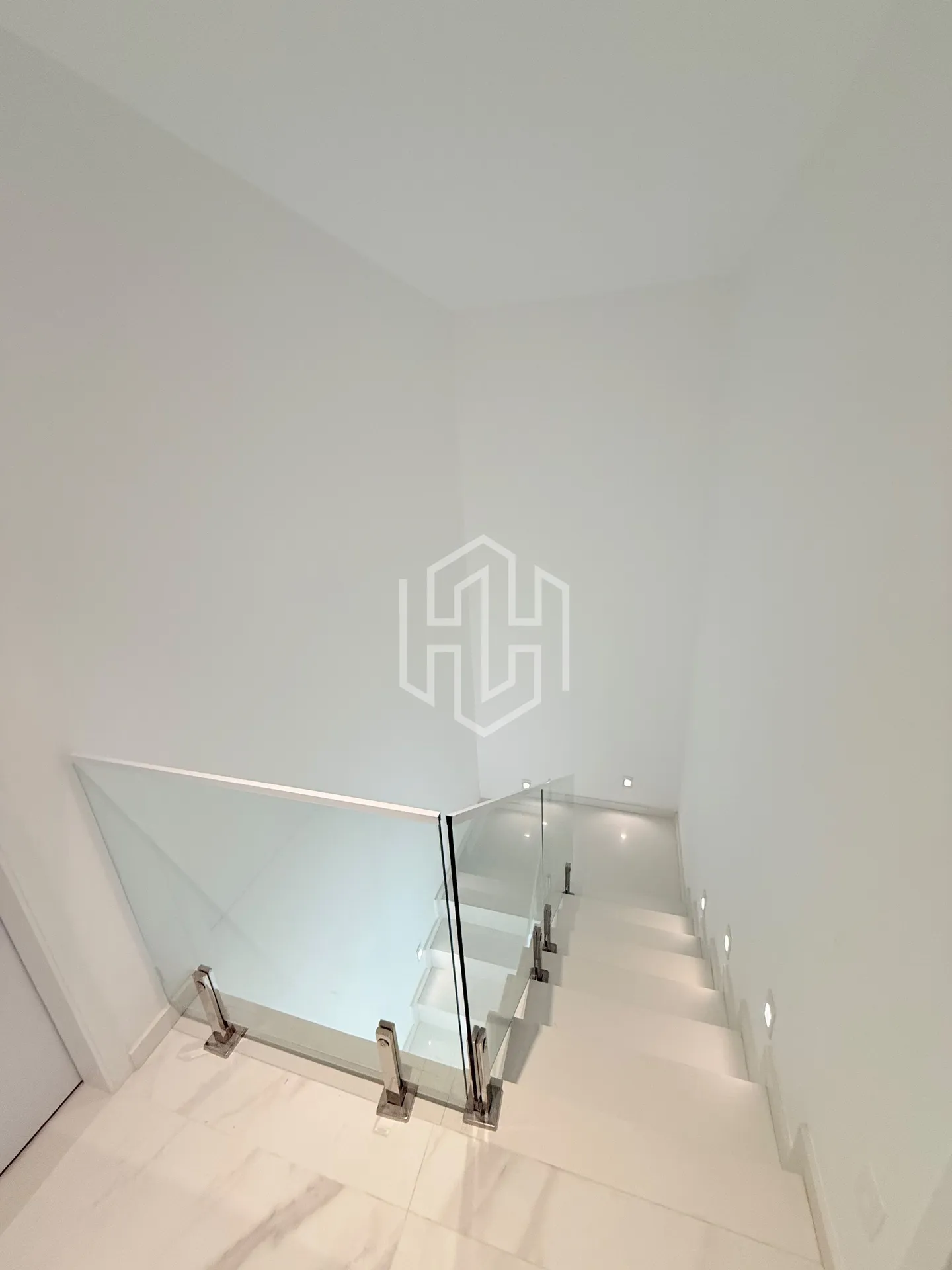 Casa, 315 m², com varanda gourmet — photo 21