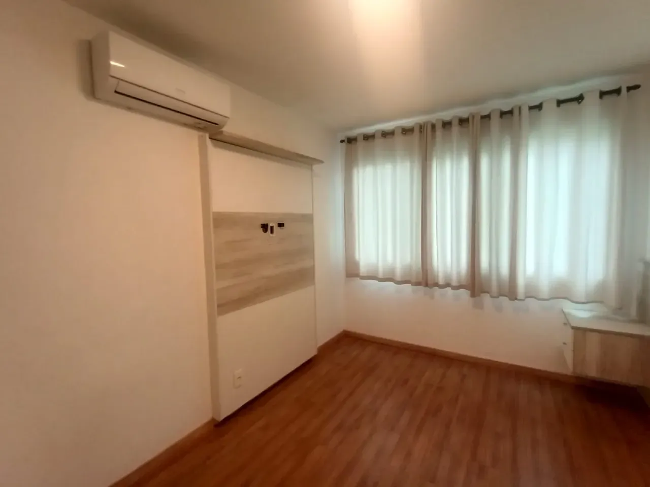 2-bedroom apartment with enclosed balcony and parking — photo 7