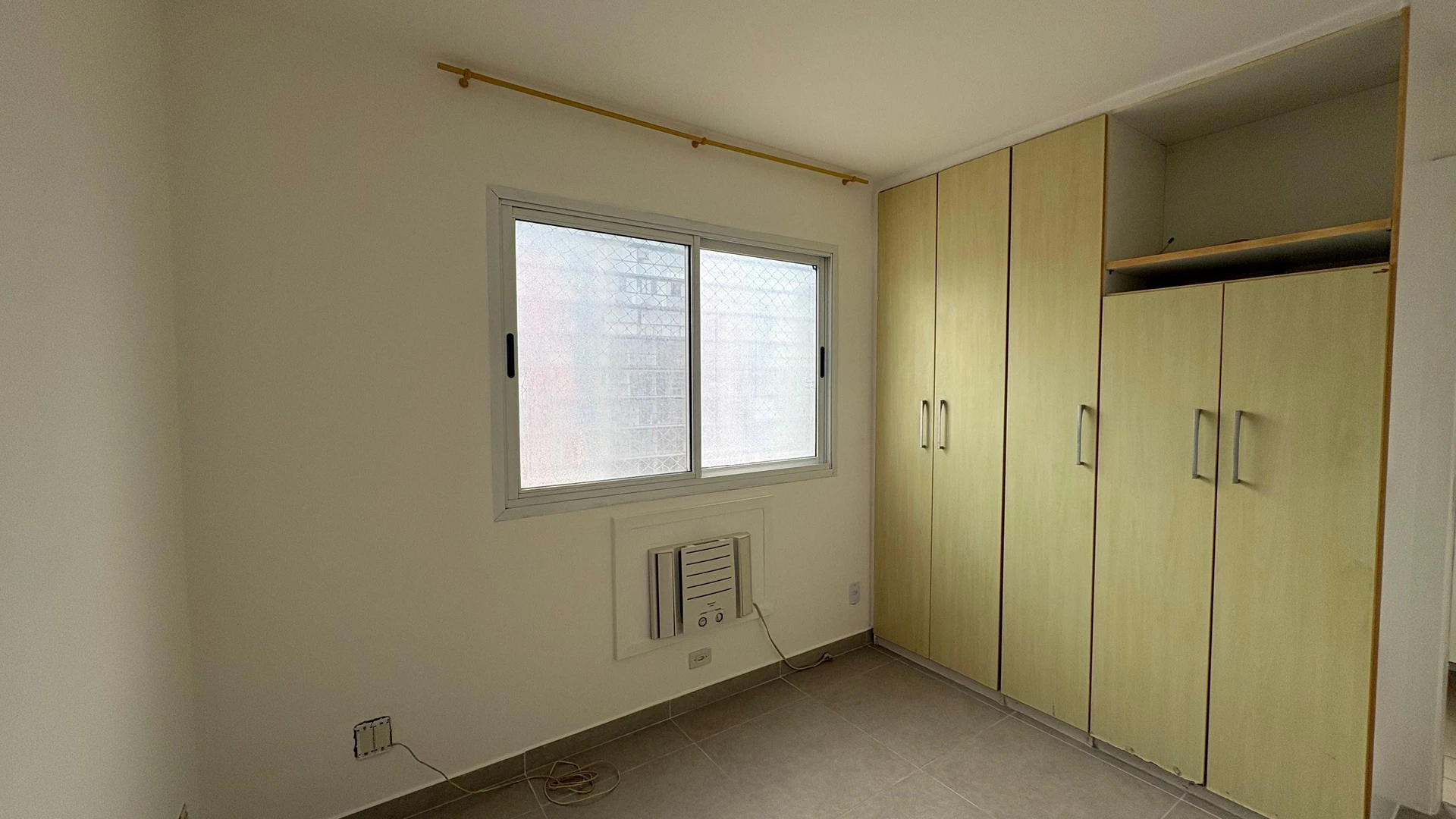 Floor-to-ceiling windows in a 3-bedroom apartment, 105 m² — photo 17