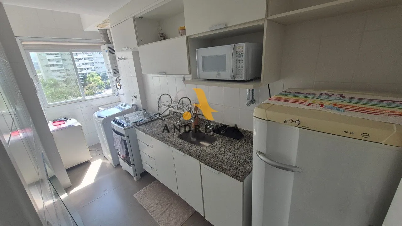 2-bedroom apartment with a mountain view — photo 12