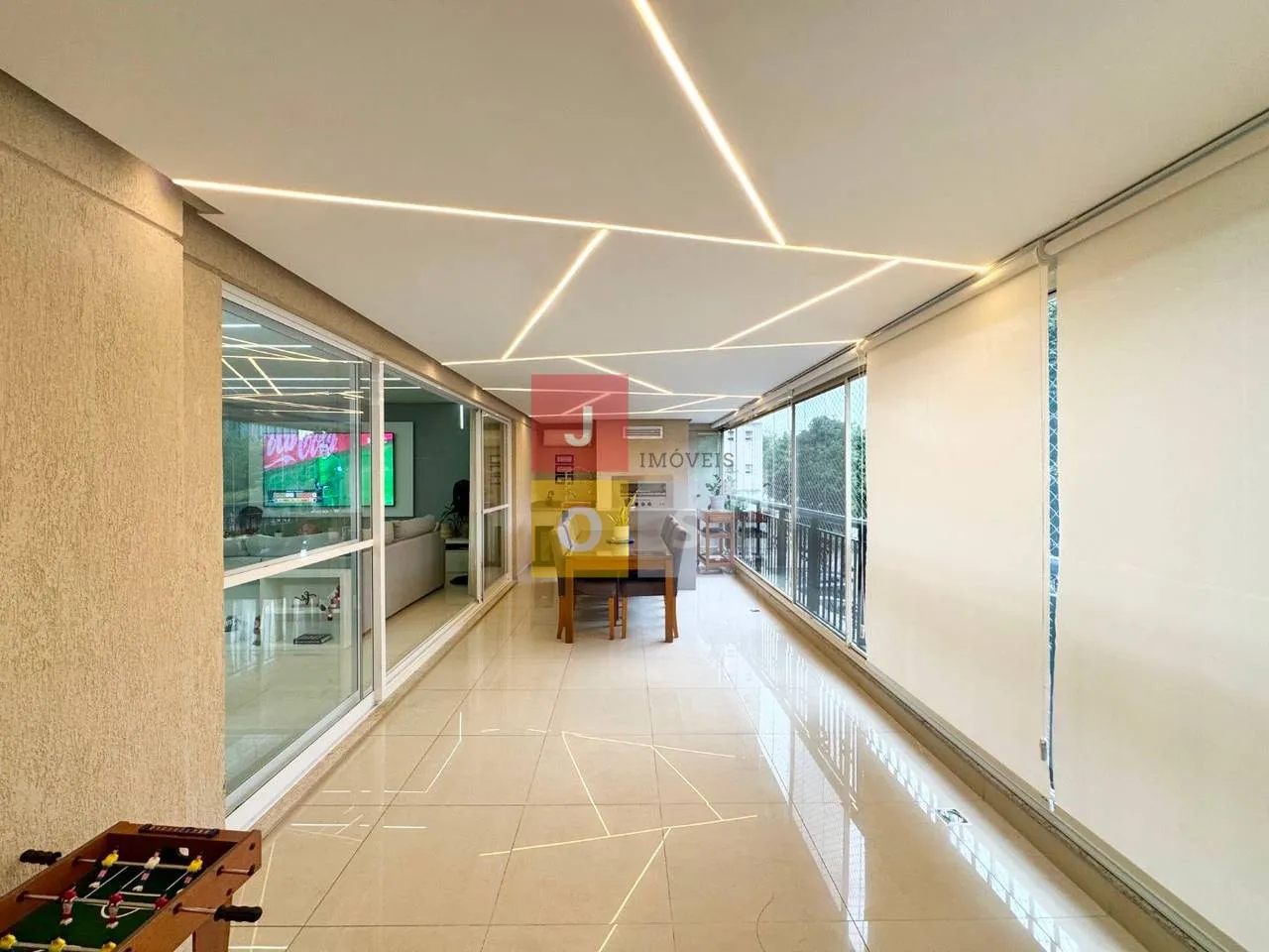 4 quartos e varanda envidraçada: apartamento de 193 m² — photo 13