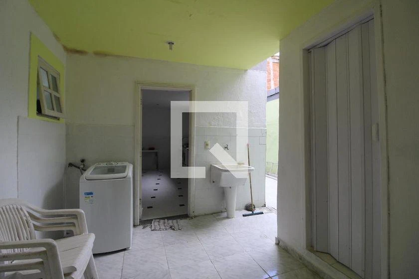 Casa para aluguel com 4 quartos e 240 m² — photo 25
