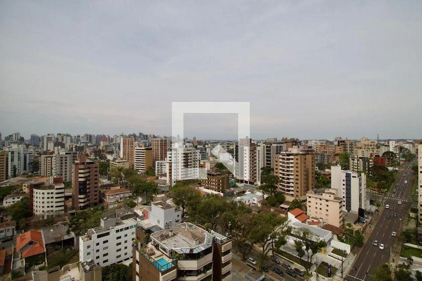 2-bedroom apartment with a grill on the balcony — photo 9