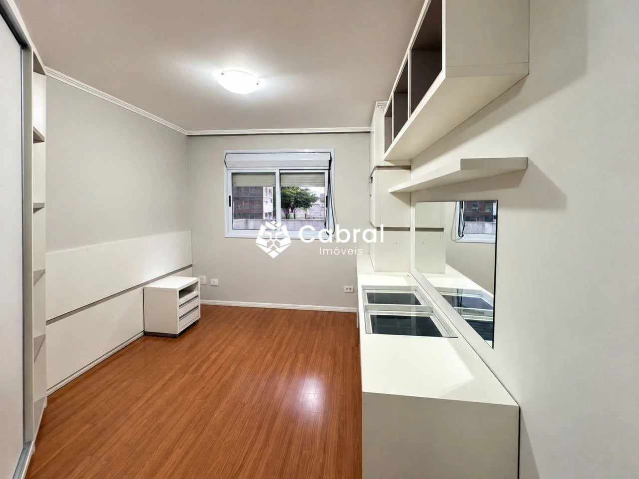 3-bedroom apartment with one en-suite bathroom