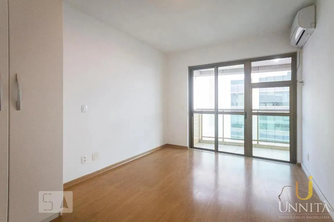 170 m² apartment with 3 bedrooms and 2 parking spots — photo 16