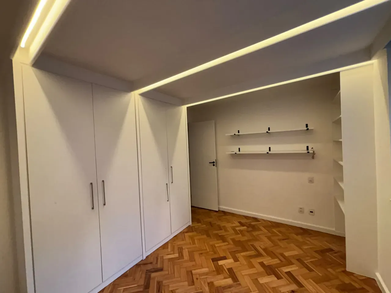 Departamento, 77 m², con ventanales de piso a techo — photo 14