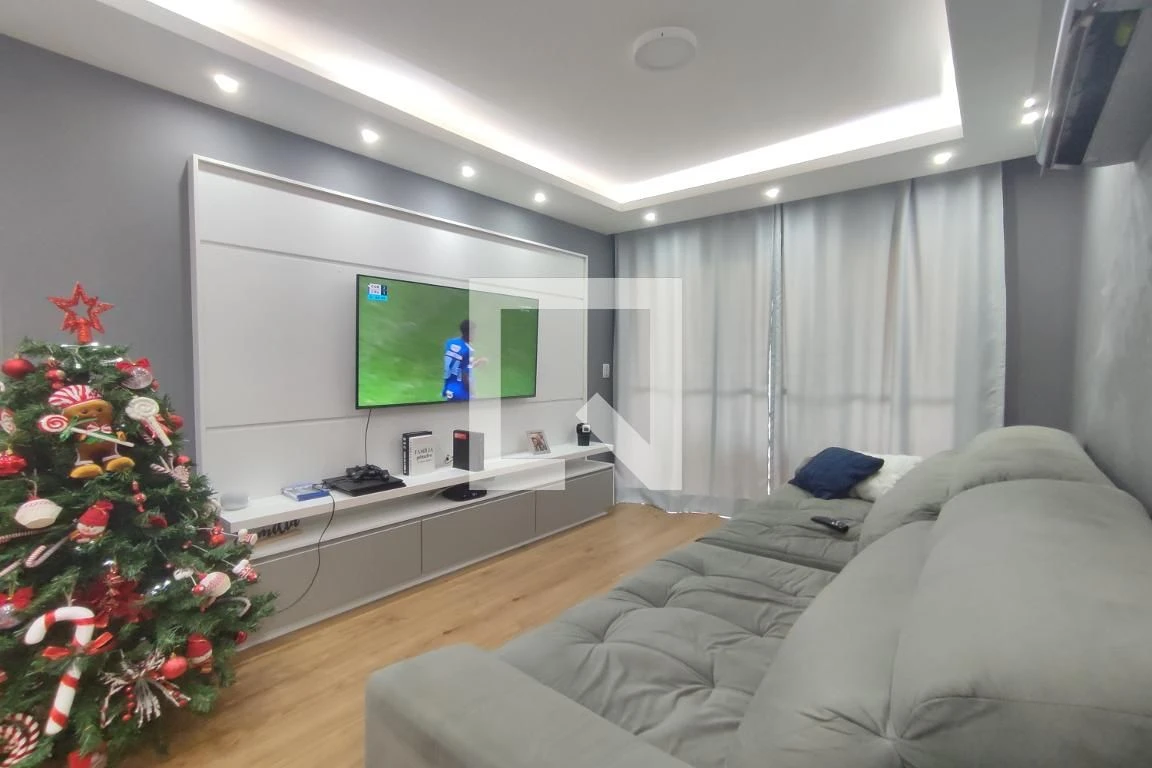 Apartamento de 89 m² com janelas do piso ao teto e closet — photo 14