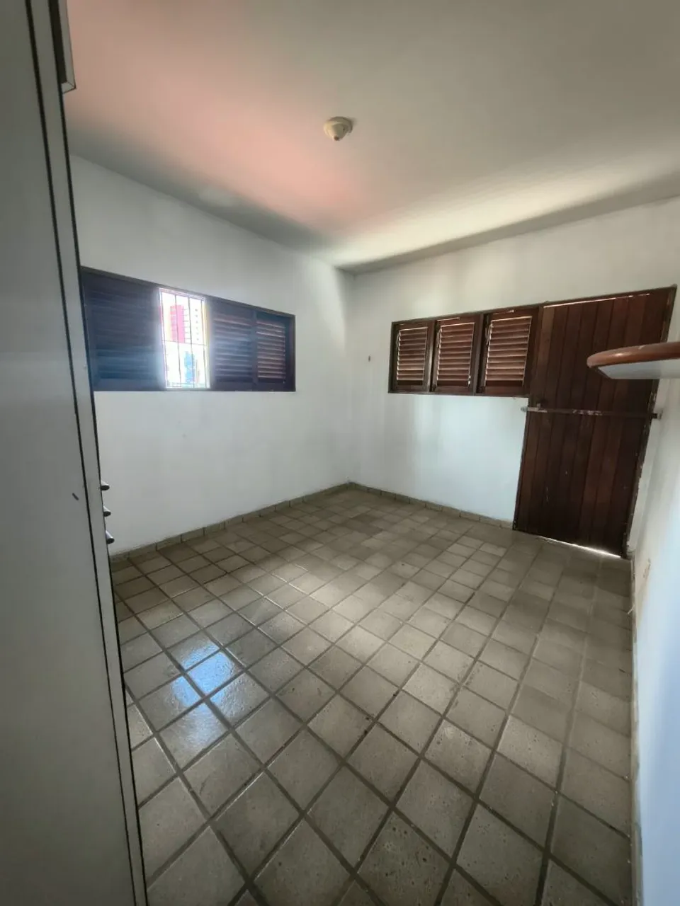 4-bedroom house, 270 m² — photo 19