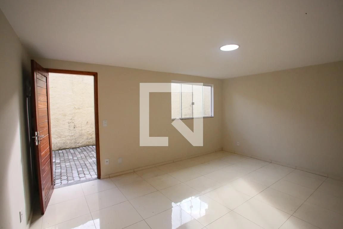 Condominium house with 3 bedrooms and 4 bathrooms — photo 3