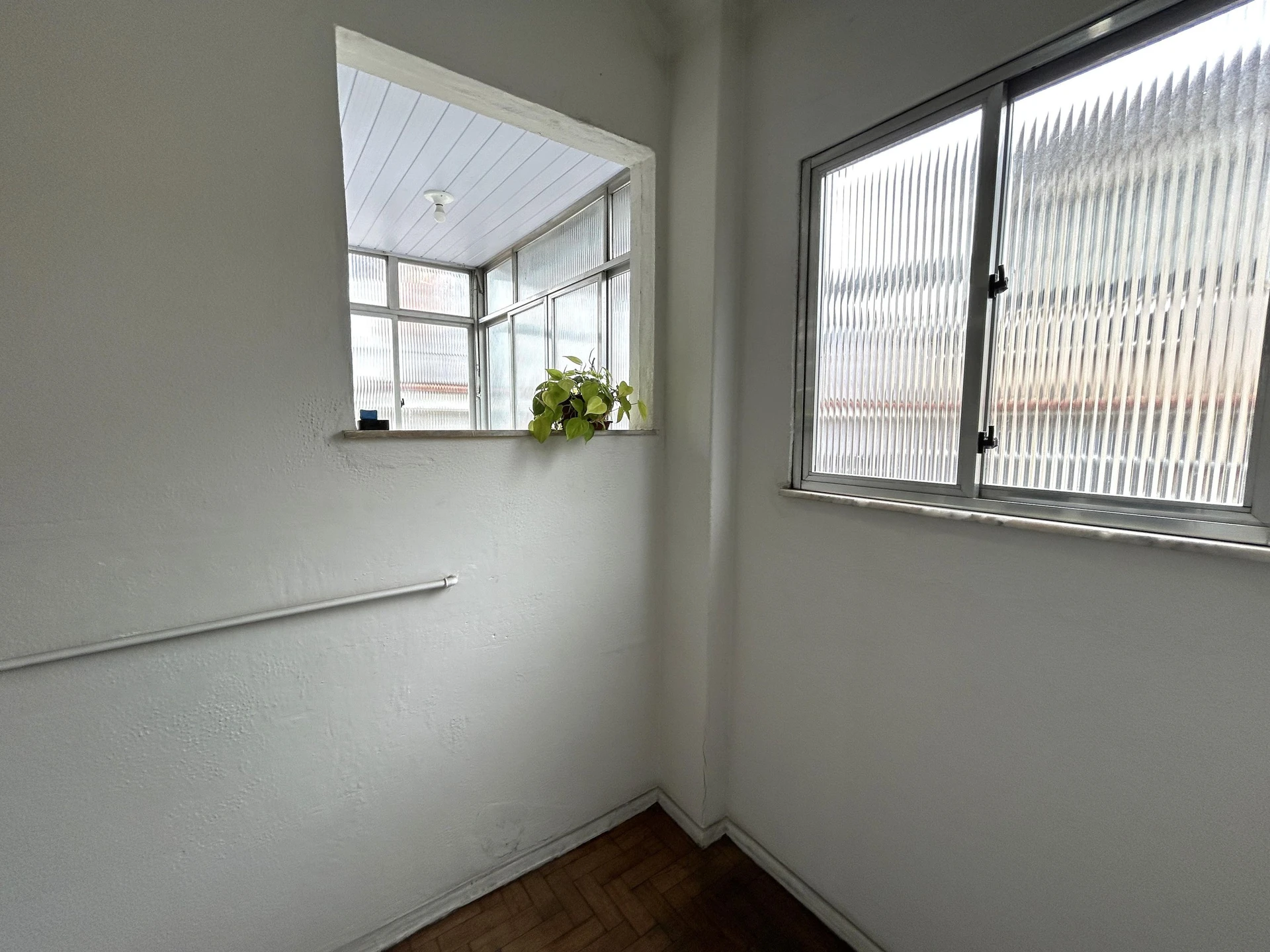 Квартира 70 м² с рабочим местом и панорамными окнами — photo 3