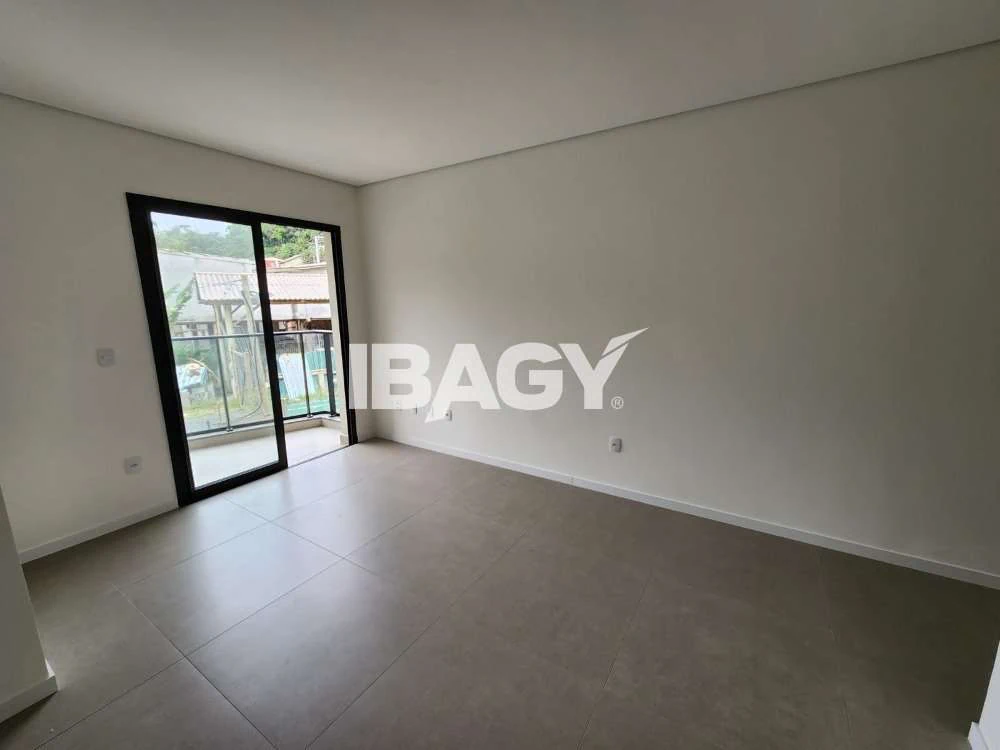 55 m² 2-bedroom apartment with private BBQ area — photo 4