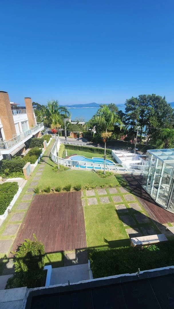 House, 235 m², with a water view — photo 13