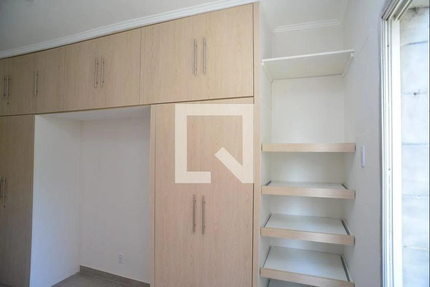 2-bedroom apartment in a building with a gym — photo 14