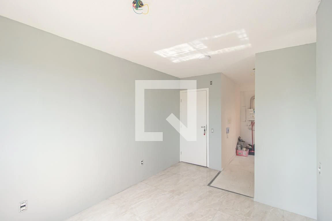 Apartamento com 2 quartos e 1 vaga, pisos de cerâmica — photo 39