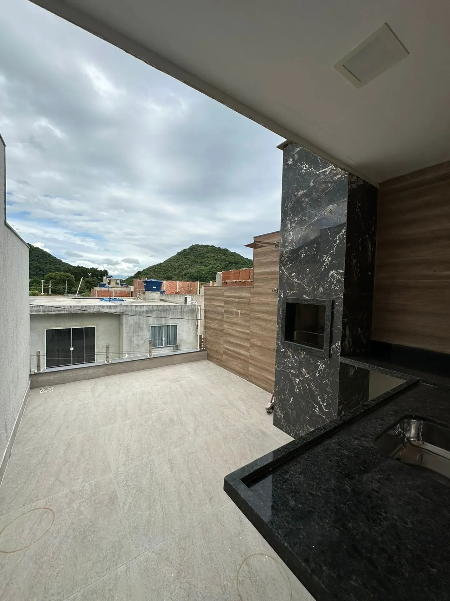 Casa de 2 quartos com varanda envidraçada, Vargem Pequena — photo 11