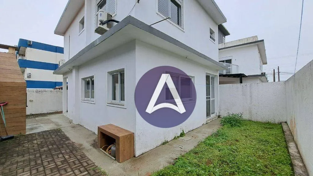 2-bedroom house with a home office in Florianópolis — photo 18