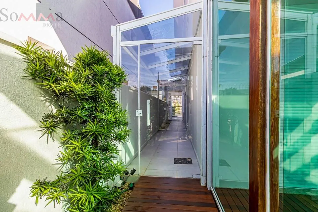 Furnished house, 323 m², with a bathtub — photo 91