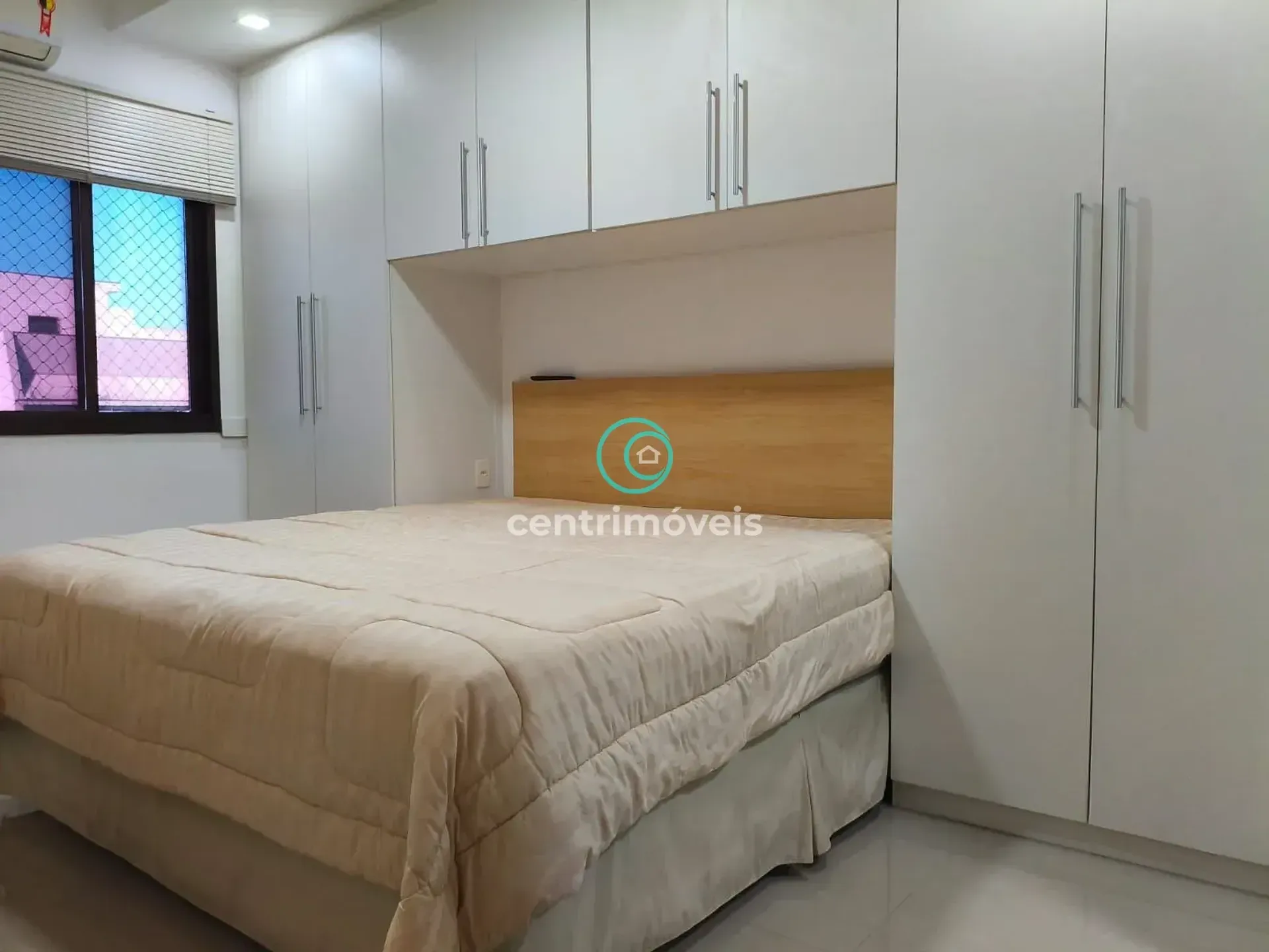 Apartamento mobiliado com 4 quartos e 3 banheiros — photo 22
