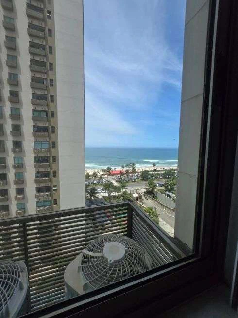 Furnished 200 m² apartment with 4 bedrooms and 3 parking — photo 14