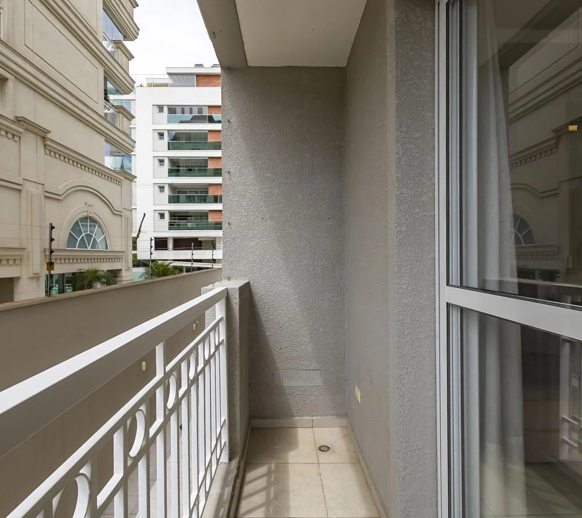 Home office in a 2-bedroom apartment, 95 m² — photo 44