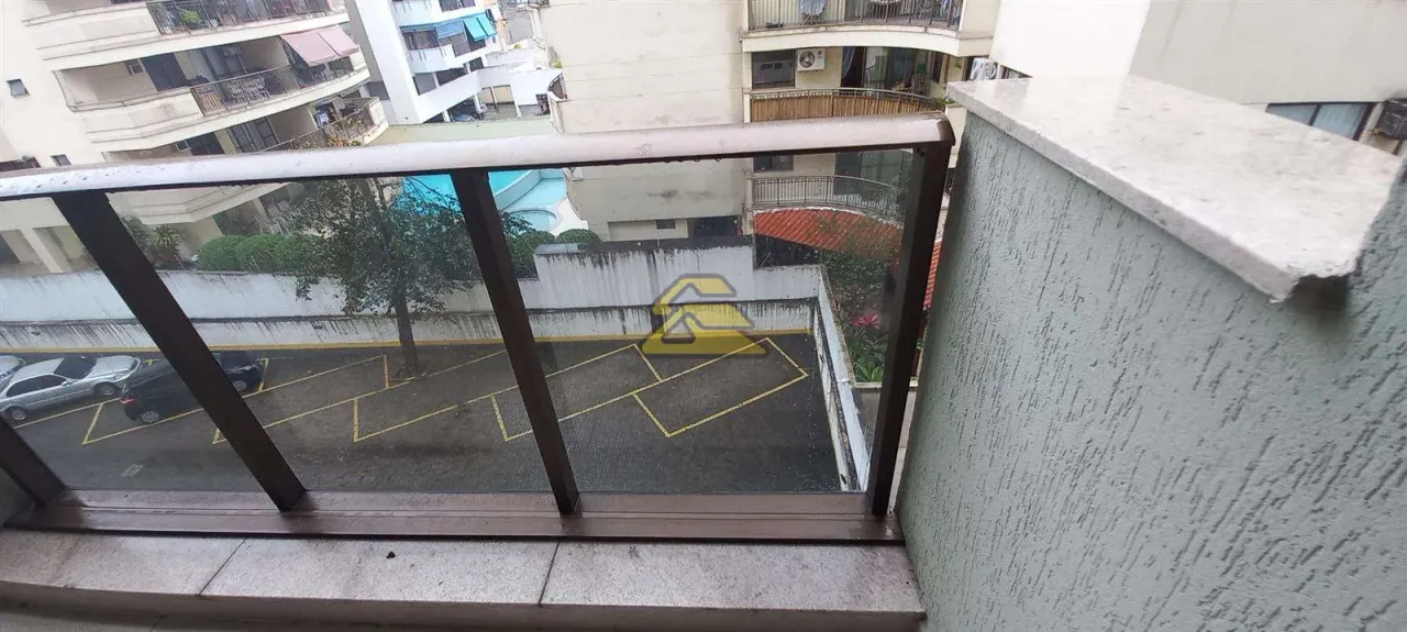 Apartamento de 1 quarto com varanda e box de vidro — photo 17
