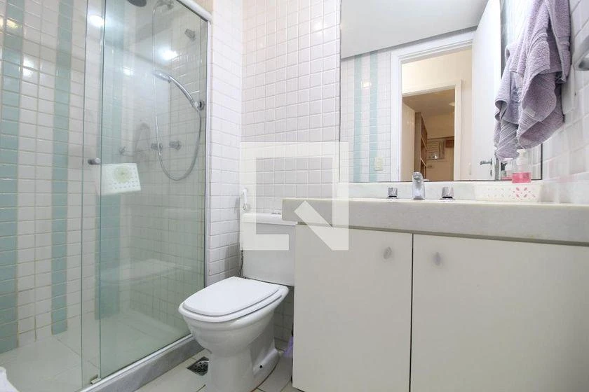 98 m² furnished apartment with 3 bedrooms and parking — photo 38